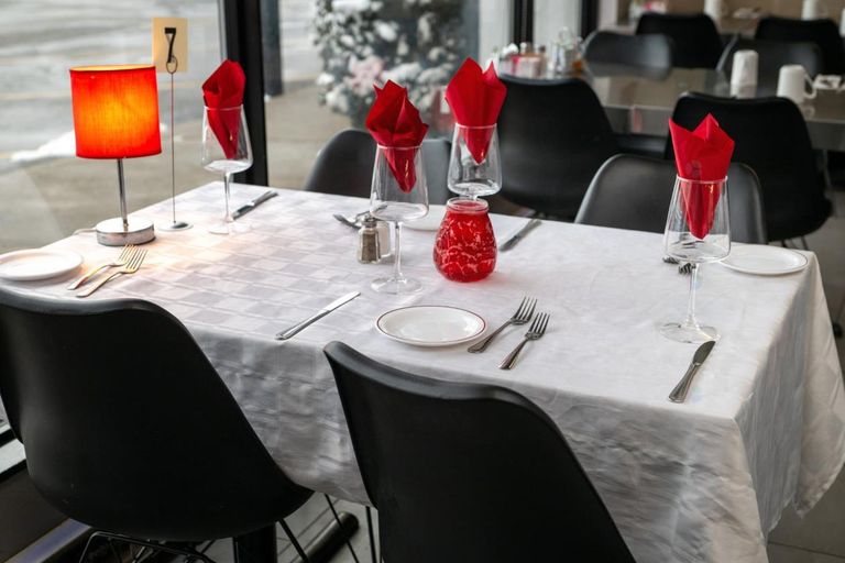 Restaurant déj. dîner, souper Apportez votre vin