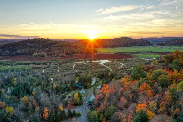 SOUS OFFRE Résidence pour Aînés -50 unités bien située en Outaouais