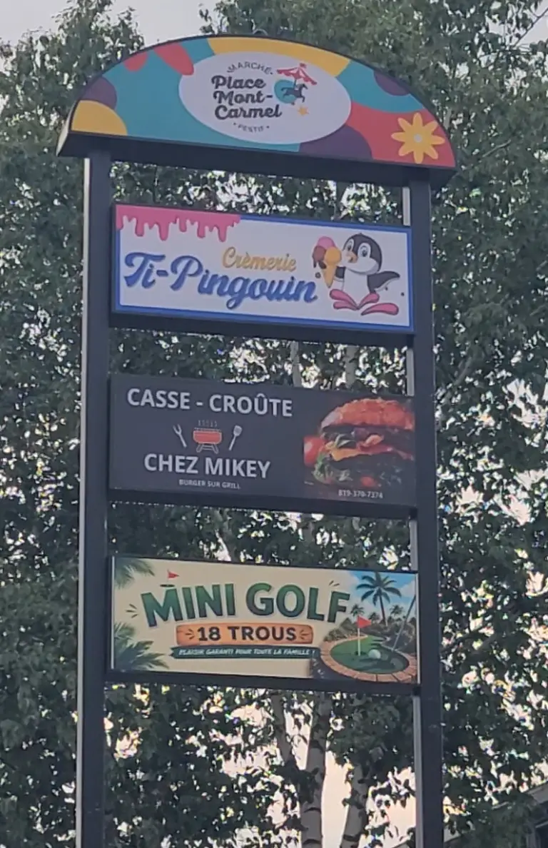 🌟 Place Mont-Carmel — Domaine Récréotouristique Clé en Main