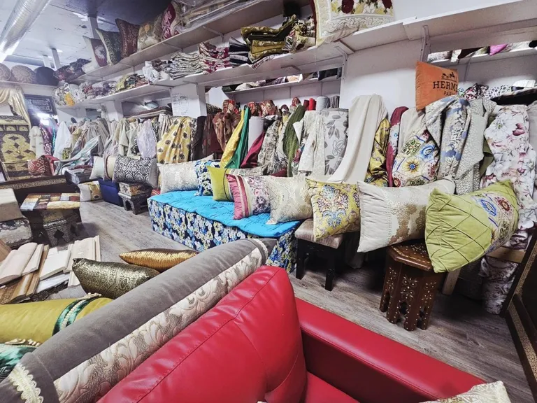 Salon marocain haut de gamme rue Chabanel à Montréal