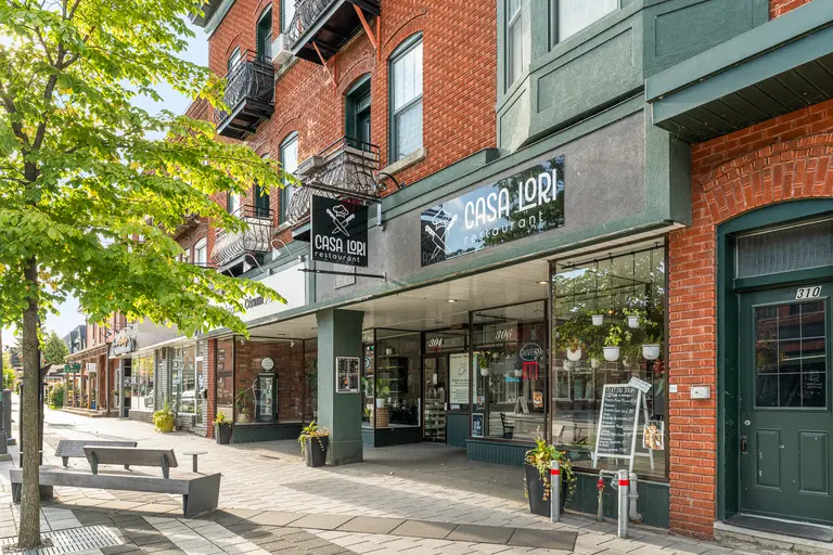 306 rue Principale O., Magog (Casa Lori)