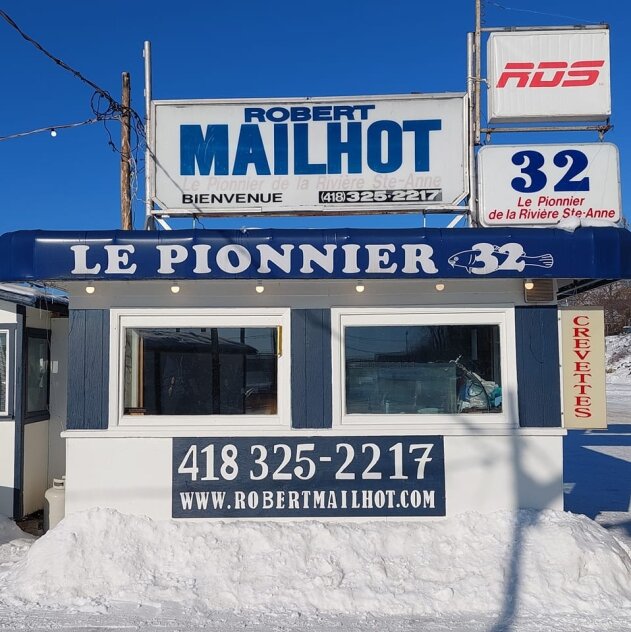 Pourvoirie de pêche aux petits poissons des chenaux à Sainte-Anne-de-la-Pérade