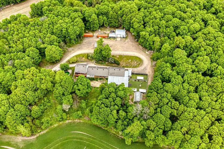 Charmant grand domaine boisé à vendre à Lanaudière !