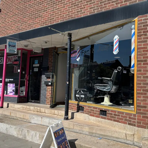 Coiffeur et barbier établi à vendre - Established Barbershop for Sale