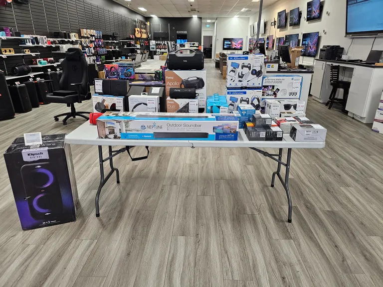 Magasin d'électronique et comptoir cellulaire